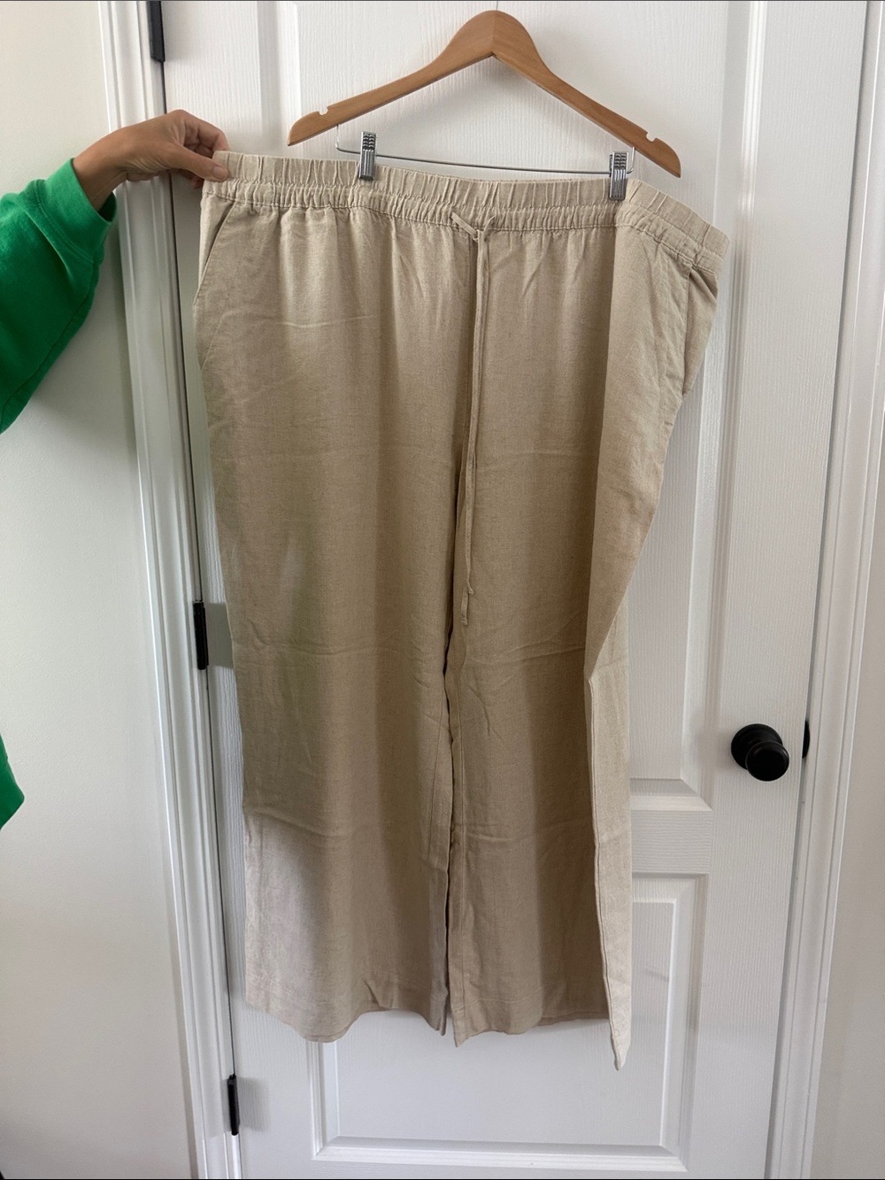 Wide-Leg Linen-Blend Pants in Light Khaki